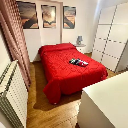 Colle Salario アパート *